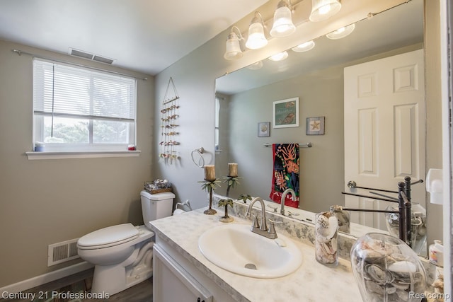 4851 Shoreline Blvd, Waterford, MI 48329 - half bathroom with toilet and vanity