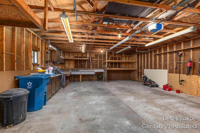 4246 Flamingo Ave SW, Wyoming, MI 49509 - garage featuring a workshop area