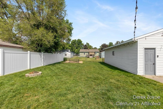 4246 Flamingo Ave SW, Wyoming, MI 49509 - view of yard