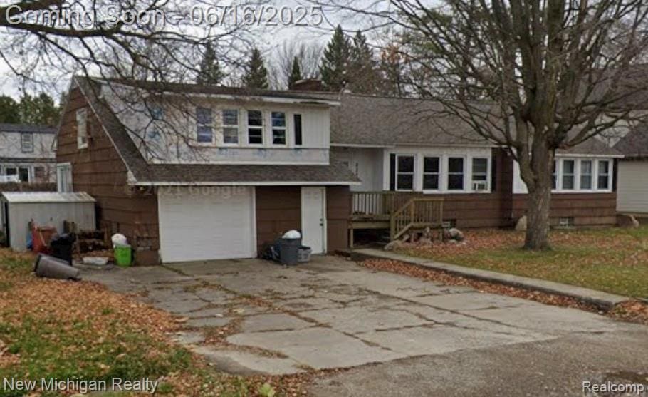 2357 Southampton Ave, Grand Blanc, MI 48507 - photo 1