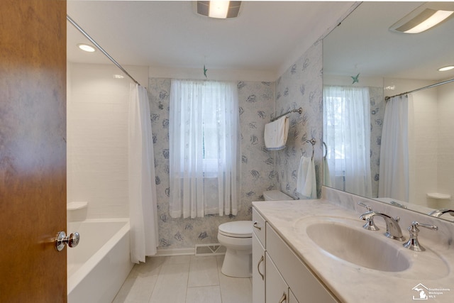 6913 Maplewood Dr, Temperance, MI 48182 - full bath featuring tile patterned flooring, vanity, toilet, wallpapered walls, and baseboards