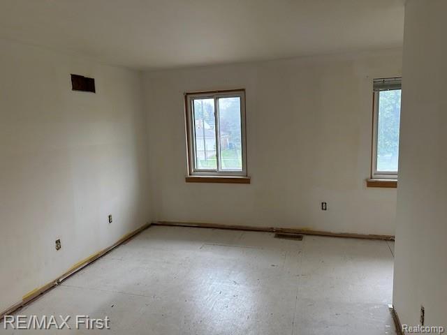 14247 Martin Rd, Warren, MI 48088 - photo 12