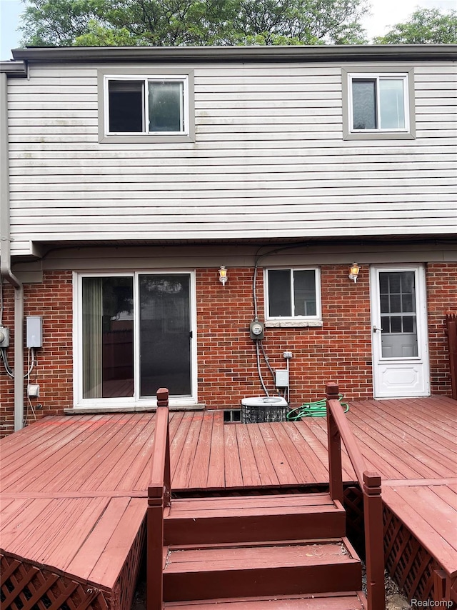 25731 Salem Ct Unit 63, Roseville, MI 48066 - view of wooden deck