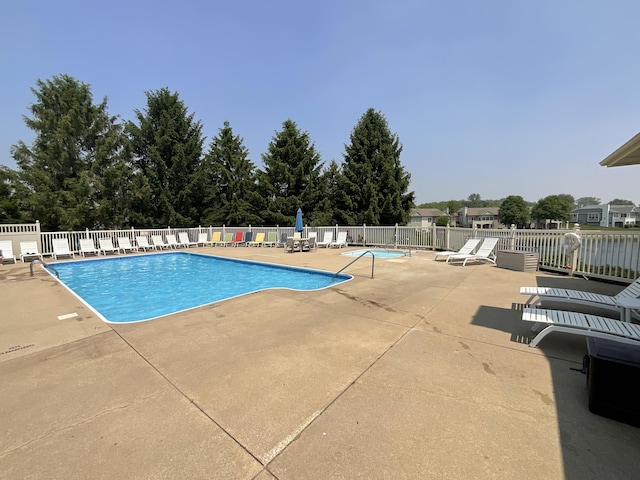 1300 St Andrews Dr, Holland, MI 49423 - community pool with a patio