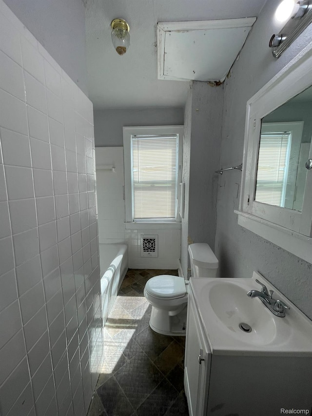 4368 Buckingham Ave, Detroit, MI 48224 - full bathroom with toilet, vanity, a tub, and a shower