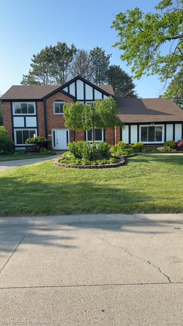 6150 Anne Dr, West Bloomfield, MI 48322 - view of front of house featuring a front lawn