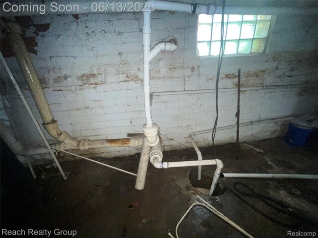 17541 Lahser Rd, Detroit, MI 48219 - photo 43