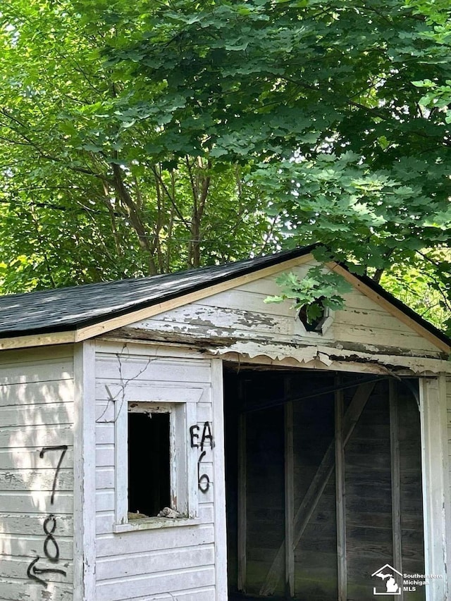 15016 Troester St, Detroit, MI 48205 - exterior view