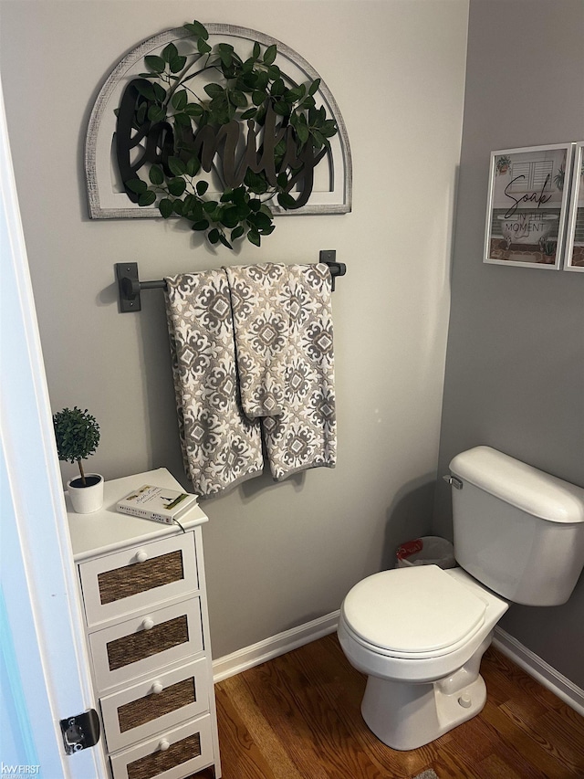 1273 Crystal Pointe Cir, Fenton, MI 48430 - half bath featuring wood finished floors and toilet