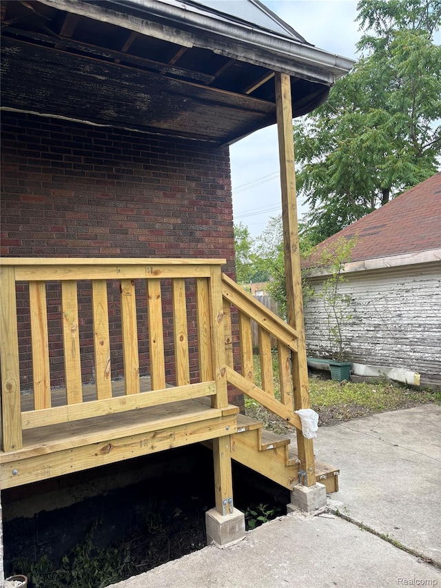 3260 Waverly St, Detroit, MI 48238 - view of deck