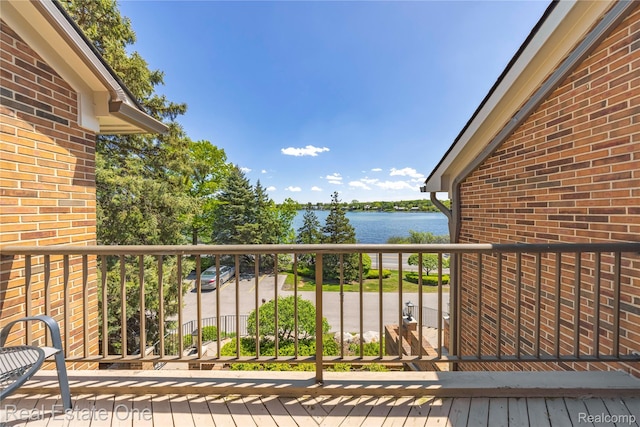 3856 Pine Lake Knoll Dr, West Bloomfield, MI 48324 - balcony featuring a water view