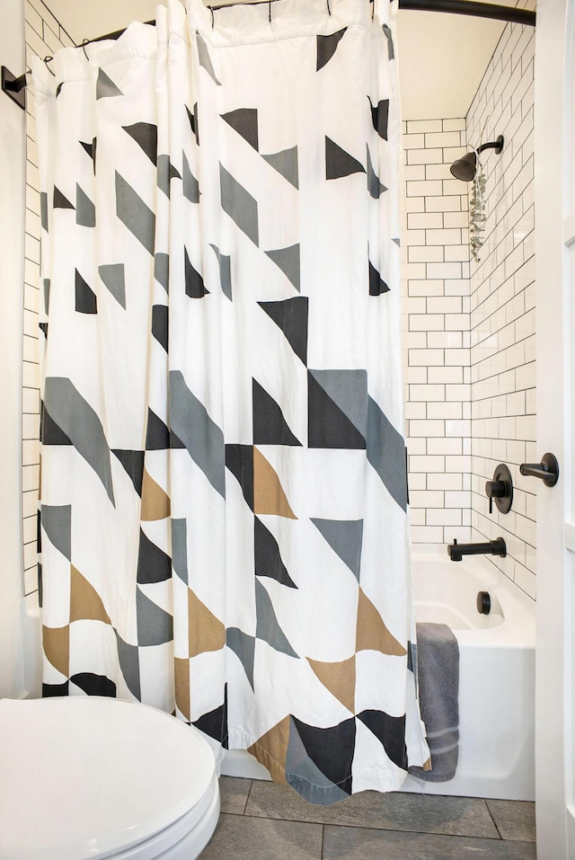 2958 S Edgar Rd, Mason, MI 48854 - bathroom featuring shower / tub combo and toilet