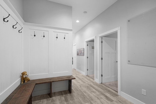 1304 Michillinda Rd, Muskegon, MI 49445 - mudroom featuring light wood finished floors, recessed lighting, and baseboards