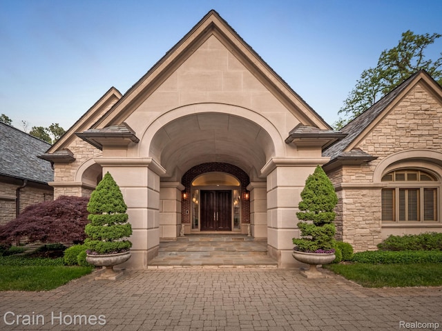 20 Hidden Rdg, Bloomfield Hills, MI 48304 - view of exterior entry with stone siding