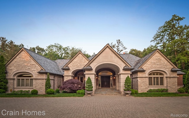 20 Hidden Rdg, Bloomfield Hills, MI 48304 - french country inspired facade with stone siding