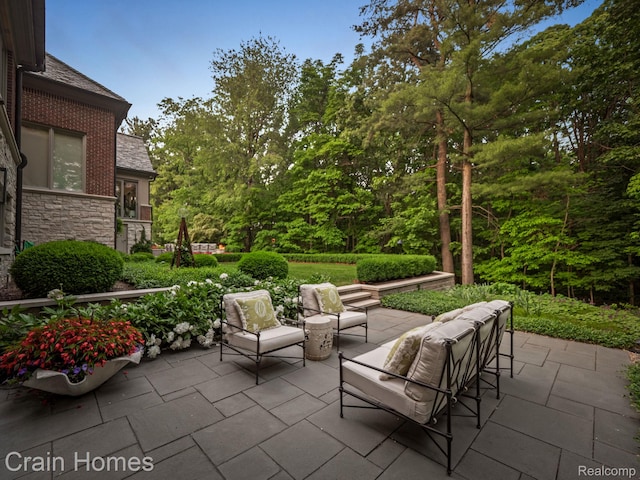 20 Hidden Rdg, Bloomfield Hills, MI 48304 - view of patio featuring outdoor lounge area