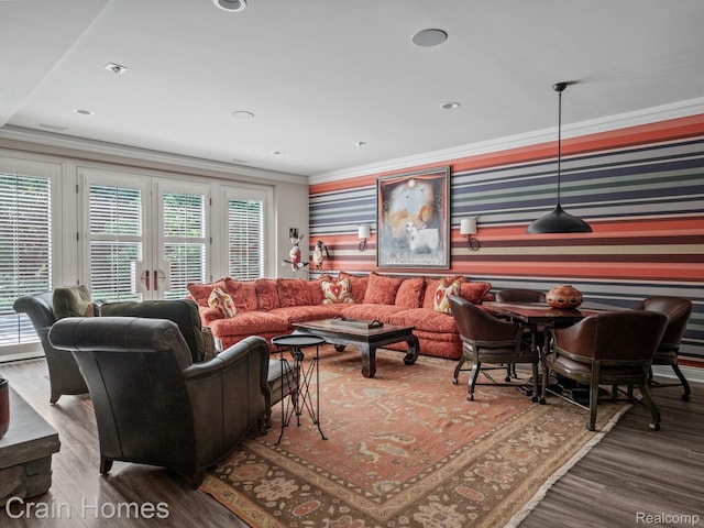 20 Hidden Rdg, Bloomfield Hills, MI 48304 - living area with wood finished floors, crown molding, and wallpapered walls