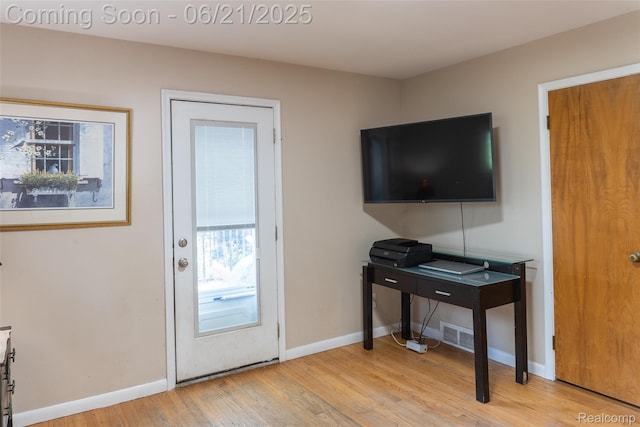 2856 Central St, Berkley, MI 48072 - entryway featuring light wood-type flooring and baseboards