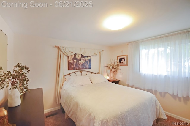 43475 Deborah Dr, Sterling Heights, MI 48313 - carpeted bedroom featuring baseboards