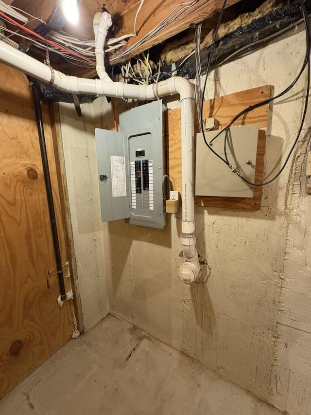 2122 Houser Rd, Holly, MI 48442 - utilities featuring electric panel