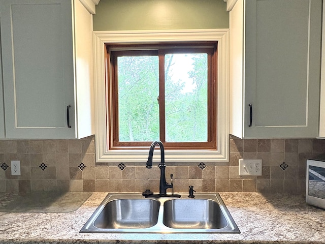 2122 Houser Rd, Holly, MI 48442