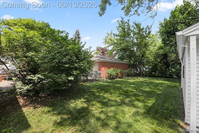 1630 N Denwood St, Dearborn, MI 48128 - view of yard