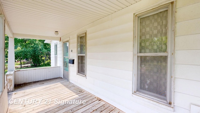 107 E Johns St, Durand, MI 48429 - view of porch