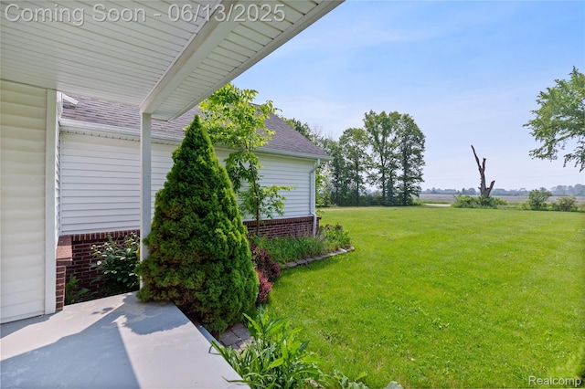 12172 Rynn Rd, Emmett, MI 48022 - view of grassy yard
