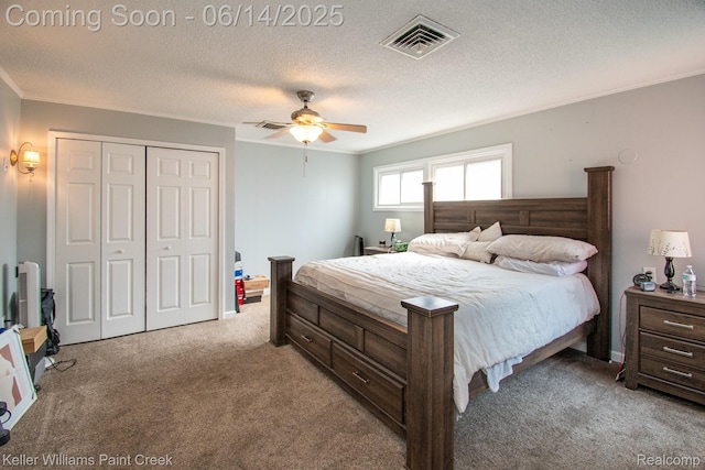 7359 Mckinley, Center Line, MI 48015 - bedroom with carpet flooring, a closet, crown molding, a ceiling fan, and a textured ceiling