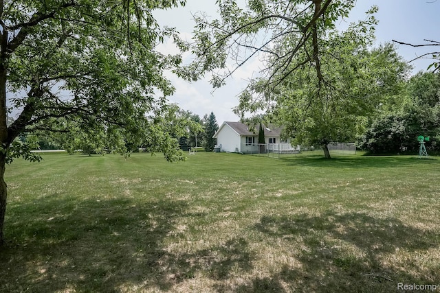 7448 Avoca Rd, Clyde, MI 48049 - view of grassy yard