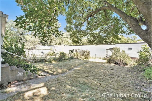 630 Prospect Ave NE, Grand Rapids, MI 49503 - view of fenced backyard