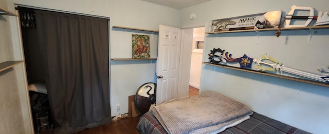 1781 Davis St, Muskegon, MI 49441 - bedroom with wood finished floors
