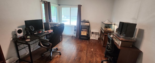 1781 Davis St, Muskegon, MI 49441 - home office featuring dark wood-type flooring