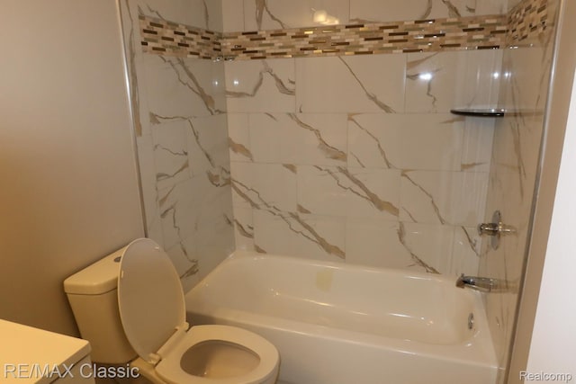 3132 N Monroe St, Monroe, MI 48162 - bathroom featuring toilet, tub / shower combination, and vanity