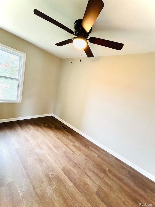 557 White Ave, Lincoln Park, MI 48146 - photo 10