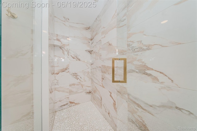 21993 Riverview Dr, Bloomfield Hills, MI 48025 - full bath with a marble finish shower