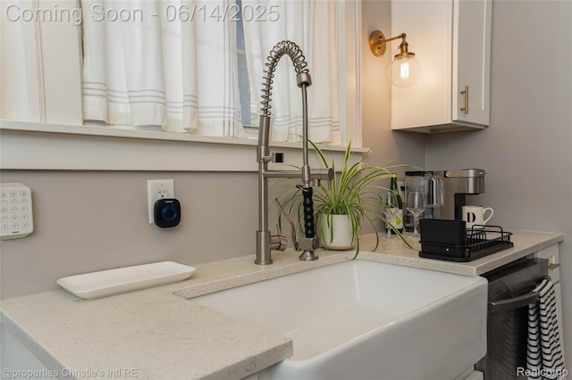 8604 La Salle Blvd, Detroit, MI 48206 - bathroom featuring vanity
