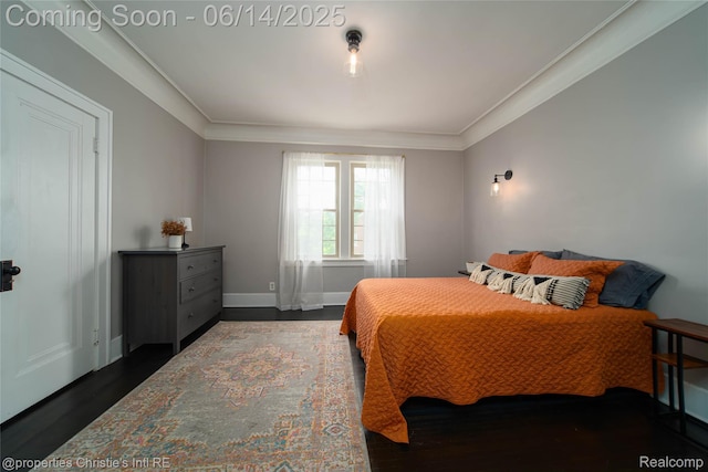 8604 La Salle Blvd, Detroit, MI 48206 - bedroom with wood finished floors and crown molding