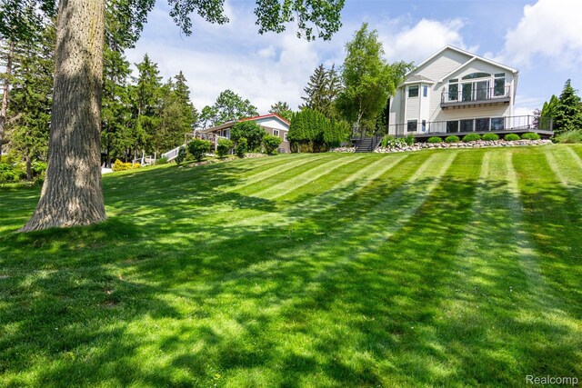 6081 Byram Lake Dr, Linden, MI 48451 - view of grassy yard