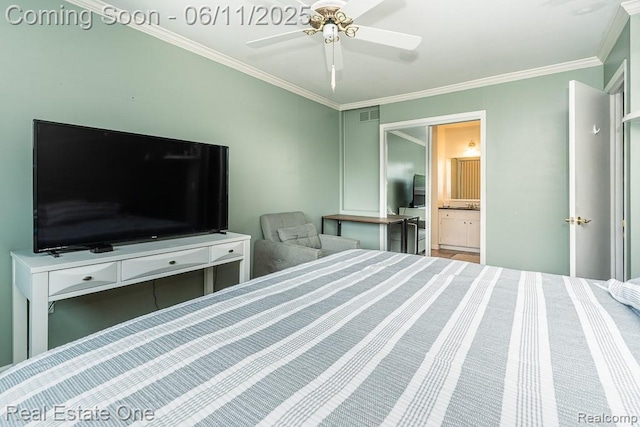 104 Manor Way Unit 1, Rochester Hills, MI 48309 - bedroom featuring ornamental molding, ensuite bathroom, and ceiling fan