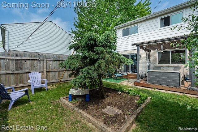 104 Manor Way Unit 1, Rochester Hills, MI 48309 - view of yard featuring a garden