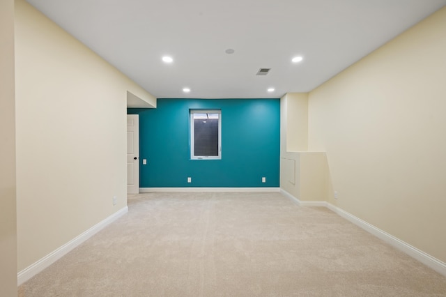 3265 Estates Dr, Saint Joseph, MI 49085 - unfurnished room with light carpet, recessed lighting, and baseboards