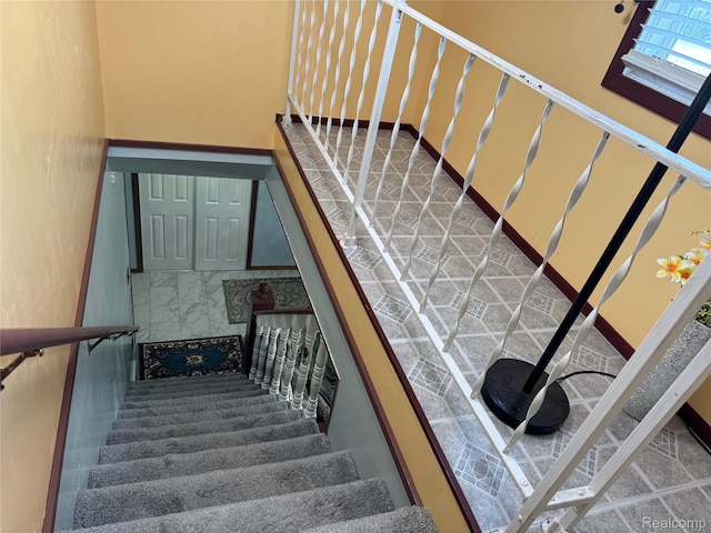 30347 Dell Ln, Warren, MI 48092 - view of stairway
