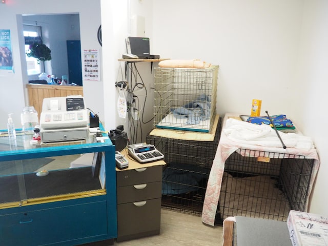 214 Arthur St, Manistee, MI 49660 - interior space