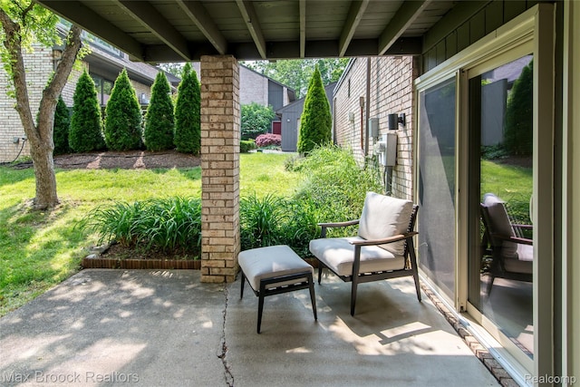 41350 Woodward Ave, Bloomfield Hills, MI 48304 - view of patio / terrace