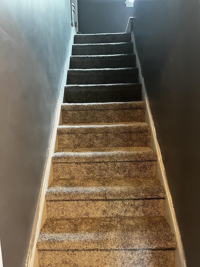 19188 Pelkey St, Detroit, MI 48205 - view of stairs
