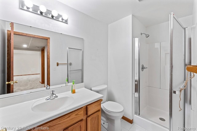 751 River Edge Ct, Flushing, MI 48433 - full bath featuring a shower stall and vanity