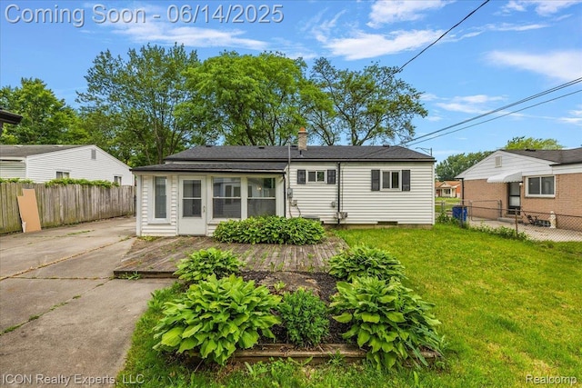 2570 Tarry Dr, Macomb, MI 48310 - rear view of house featuring a deck
