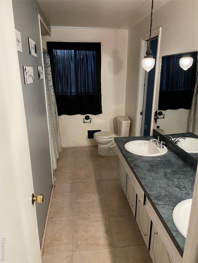 7040 Banks, Waterford, MI 48327 - full bath featuring tile patterned floors, double vanity, and a shower with curtain