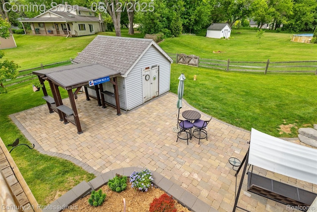 11213 Youngstree Ct, Davisburg, MI 48350 - view of patio
